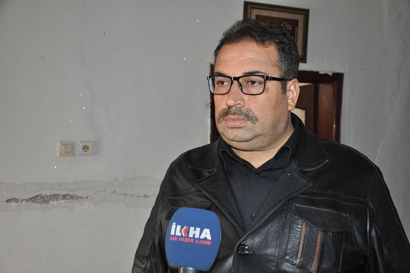 Evinin onarılmasını isteyen engelli Veysel Ekin